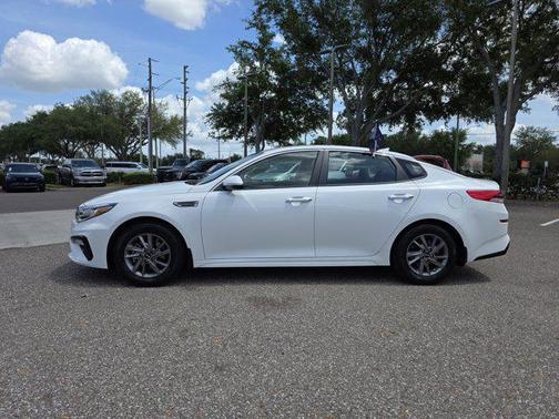2020 Kia Optima LX