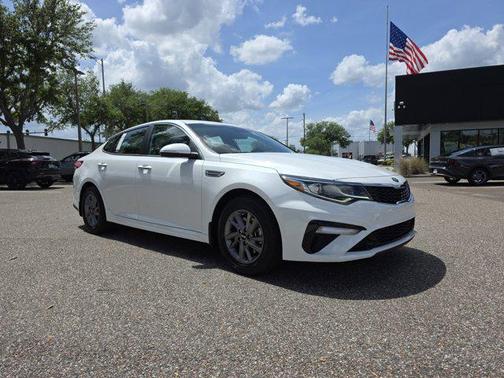 2020 Kia Optima LX