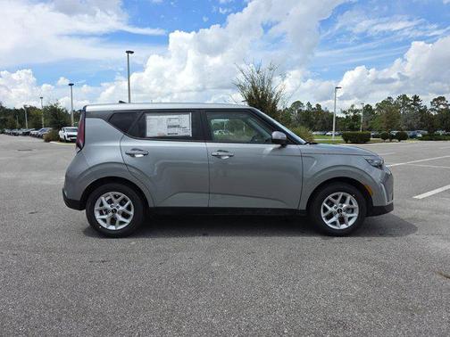 2025 Kia Soul S