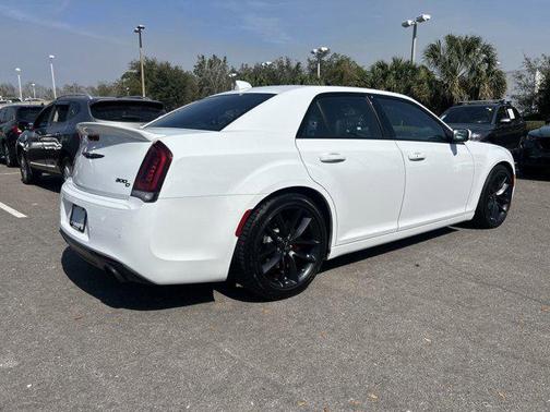 2023 Chrysler 300 C