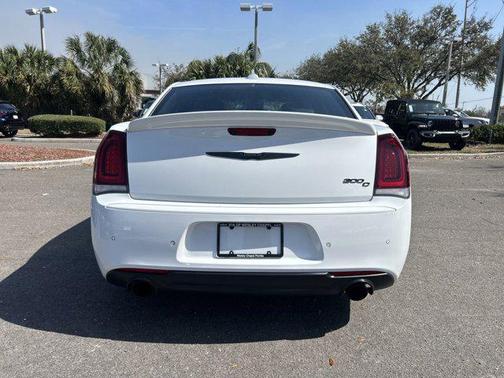 2023 Chrysler 300 C