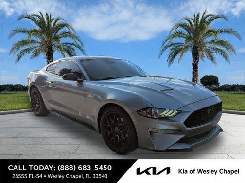 2021 Ford Mustang EcoBoost
