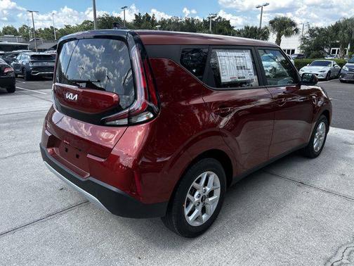 2025 Kia Soul LX
