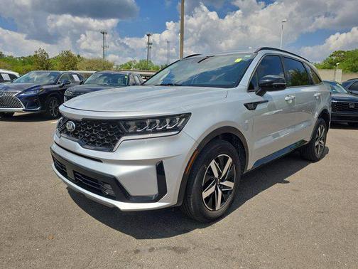 Sparkling Silver 2021 Kia Sorento EX