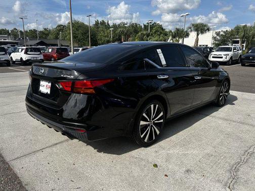 2019 Nissan Altima 2.5 Platinum