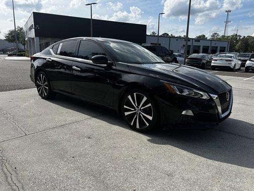 2019 Nissan Altima 2.5 Platinum