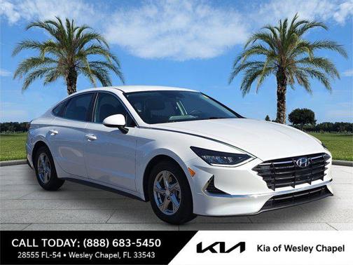 2022 Hyundai SONATA SE