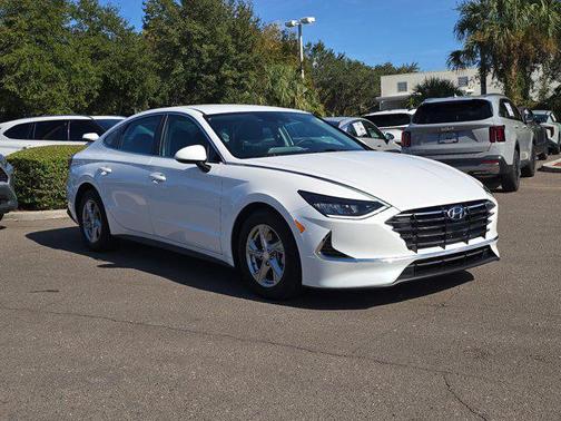 2022 Hyundai SONATA SE