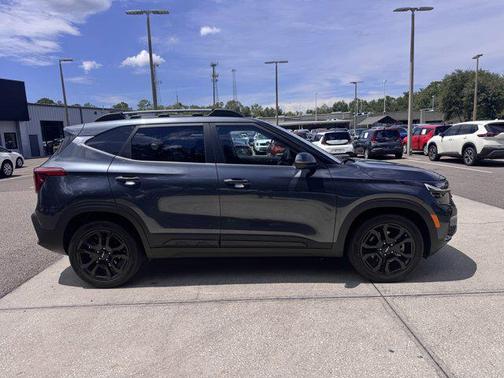 2024 Kia Seltos X-Line