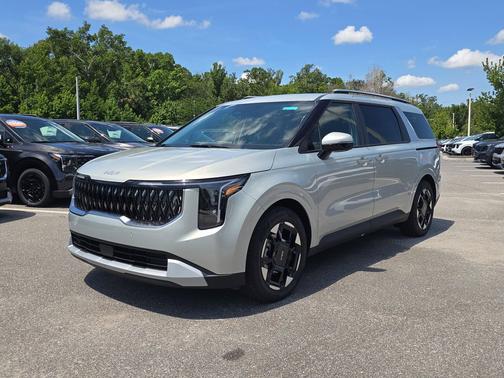 Ivory 2026 Kia Carnival EX