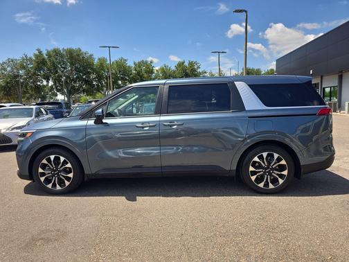 Astra Blue 2024 Kia Carnival EX