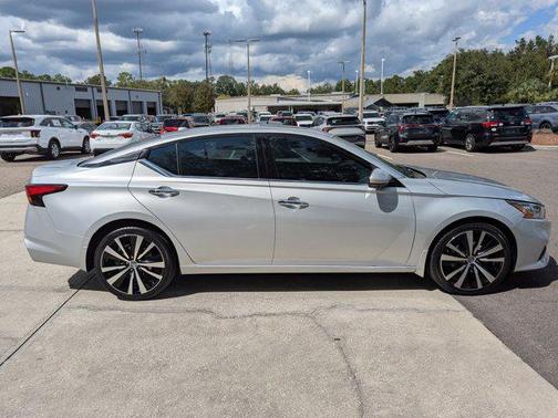 2019 Nissan Altima 2.5 Platinum