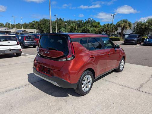 2025 Kia Soul LX