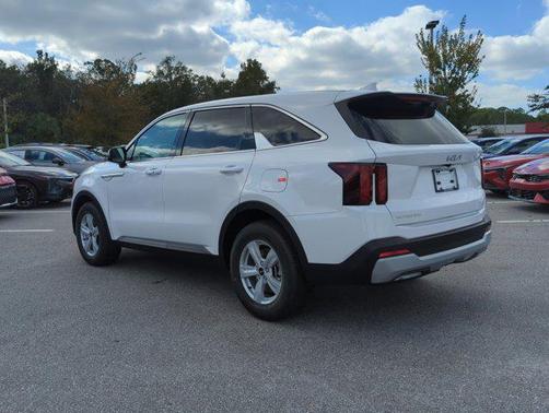 2026 Kia Sorento LX