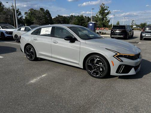 2025 Kia K5 GT-Line