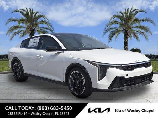 Snow White Pearl 2026 Kia K4 GT-Line