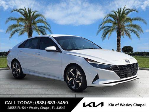 2023 Hyundai ELANTRA SEL