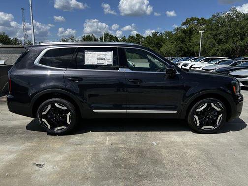 2025 Kia Telluride EX