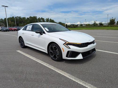 2026 Kia K5 GT-Line