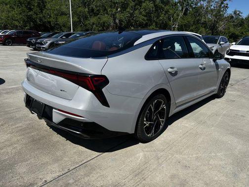 2025 Kia K5 GT-Line