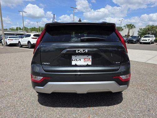 2024 Kia Niro EX