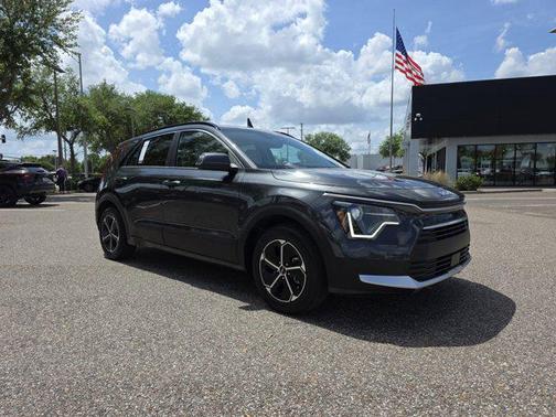 2024 Kia Niro EX