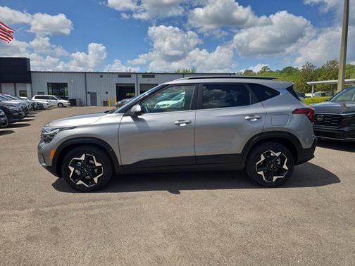 2025 Kia Seltos EX