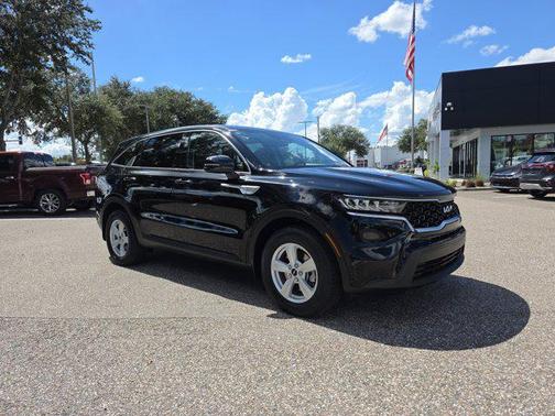 2023 Kia Sorento LX