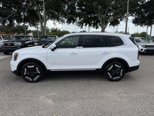 2023 Kia Telluride EX