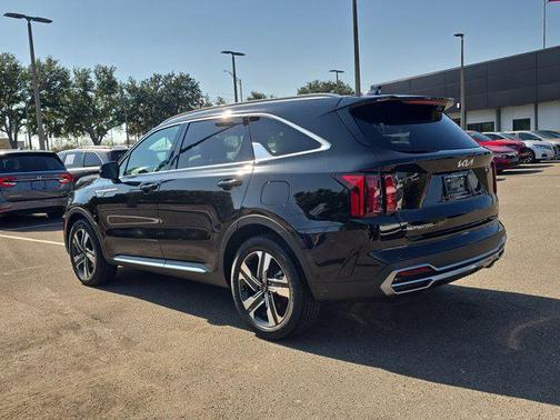 2023 Kia Sorento Hybrid EX