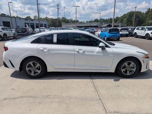 2021 Kia K5 LXS