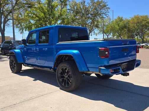 Hydro Blue Pearlcoat 2023 Jeep Gladiator High Altitude 4x4