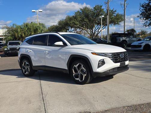 2023 Hyundai TUCSON SEL