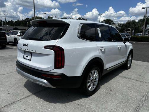 2022 Kia Telluride LX