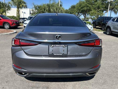 2021 Lexus ES 350 Base