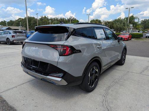 2026 Kia Sportage SX