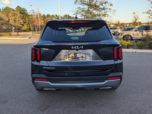 2025 Kia Sorento SX