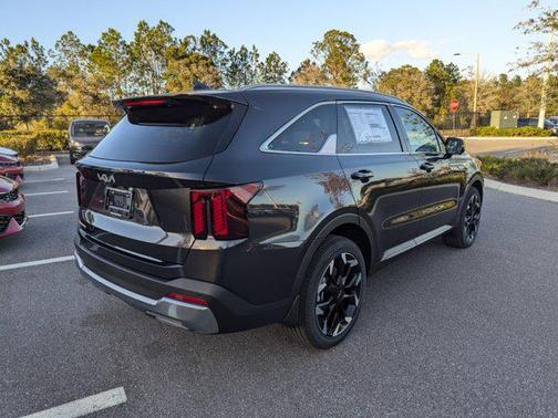 2025 Kia Sorento SX