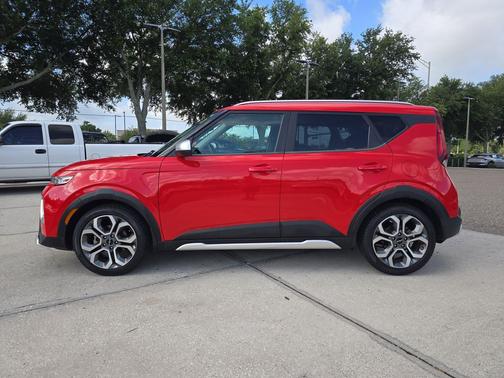 Inferno Red 2022 Kia Soul X-Line