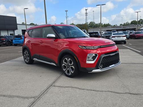 Inferno Red 2022 Kia Soul X-Line