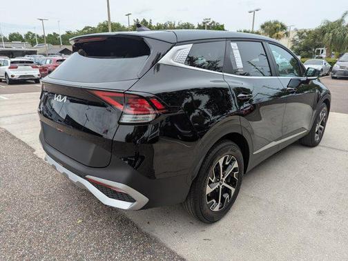 2025 Kia Sportage EX
