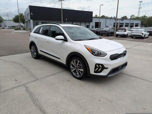 2022 Kia Niro Touring SE