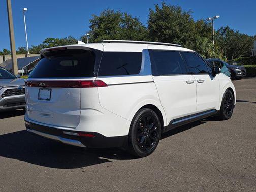 2022 Kia Carnival SX Prestige