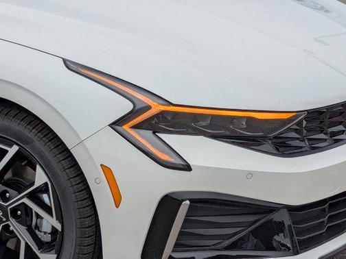 2026 Kia K5 EX