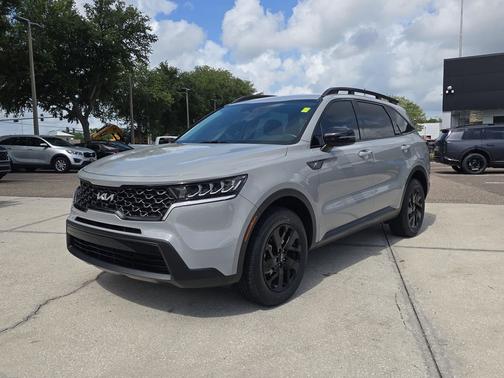 Wolf Gray 2022 Kia Sorento S