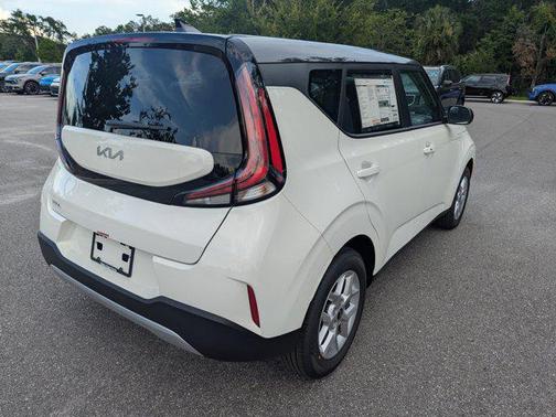 2025 Kia Soul S