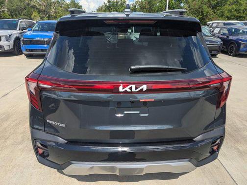 2025 Kia Seltos S