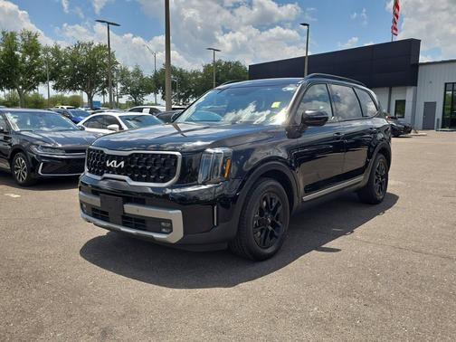 Ebony Black 2023 Kia Telluride SX X-Pro