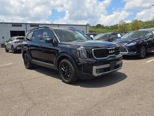 Ebony Black 2023 Kia Telluride SX X-Pro