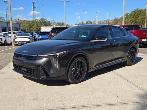 2025 Kia K4 GT-Line Turbo